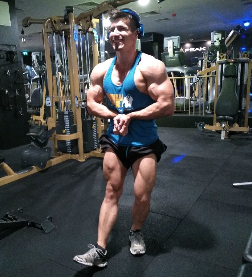 Váli Tamás testépítő növényi étrenden, növényi fehérjével sportol, okosfehérjével épít izmot